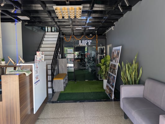 Reception and Guest Zone